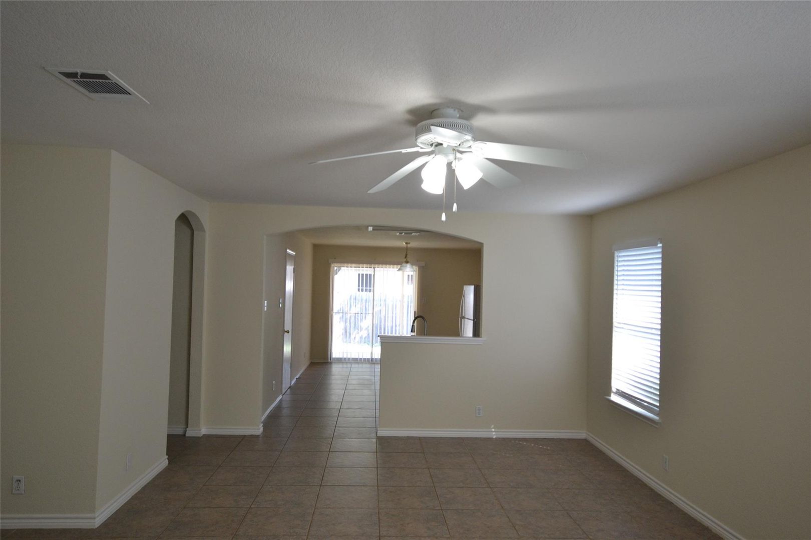 3 Bedroom 2 Bath in Horizon Park