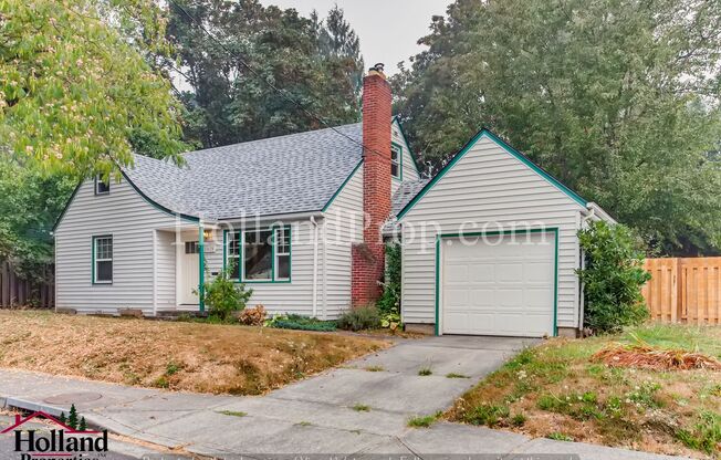 Great Home W/ Large Yard Near Downtown Beaverton!