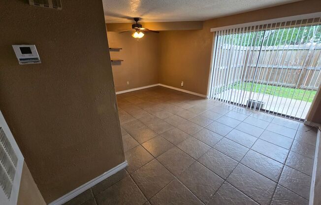 1801 Potomac Place