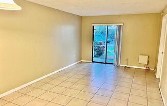 1 bed, 1 bath, $1,300, Unit unit 202