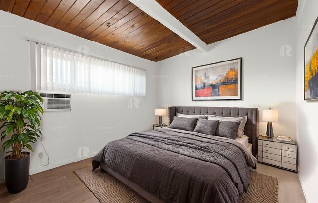 (AN/TI/YO:B) 4232-4234 Mary Ellen Avenue