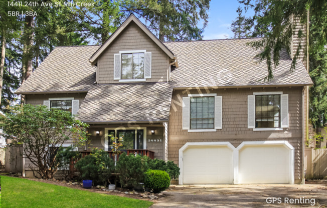 Beautiful 5 Beds, 3 Baths, home!