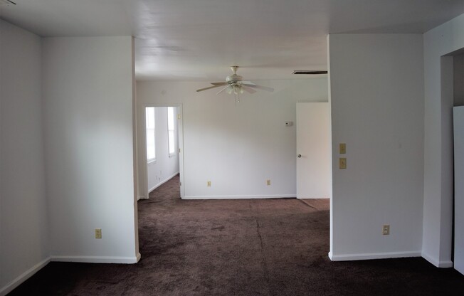 3 beds, 1 bath, 1,150 sqft, $2,500, Unit Unit B - Up