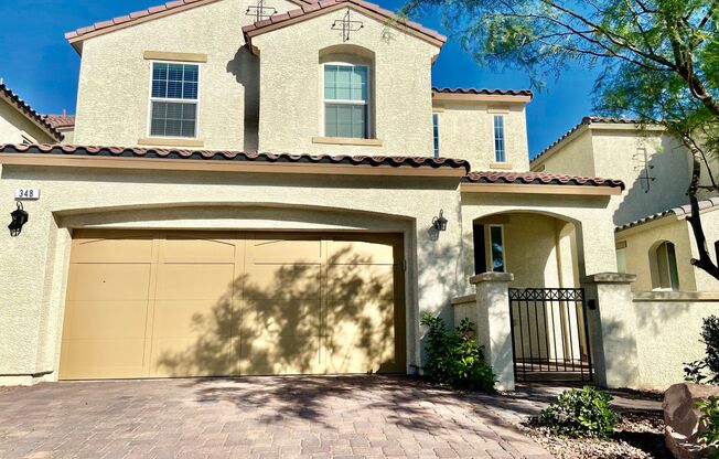 HENDERSON PROPERTY IN CADENCE WITH HARDWOOD FLOORS AND UPGRADES