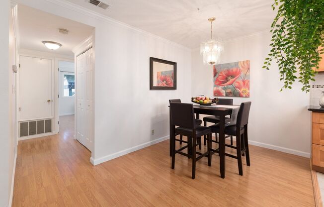 Excellent lower level Condo in Gated Warm Springs Neighborhood of Fremont