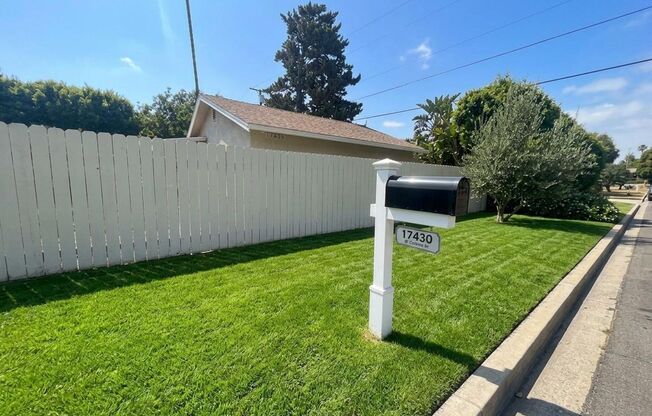 For Lease – Charming 2 Bedroom, 1 Bathroom Guest House in Prime Northridge Location