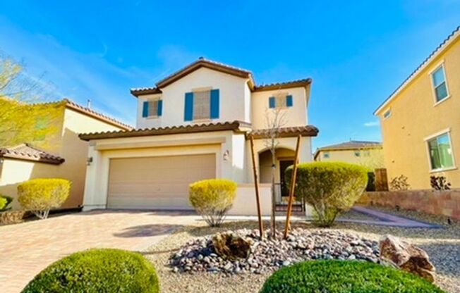 Gorgeous 3 bed 2.5 bath in Guard Gated community of Tuscany.