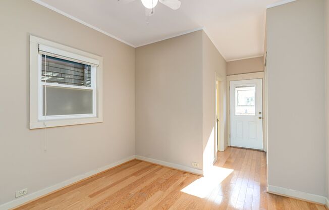 4382 Howe St. #2 - 1 bedroom | 1 bath | Lower unit