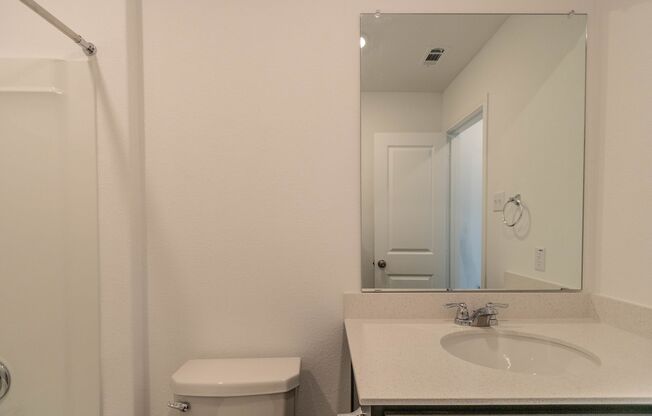 4 beds, 2.5 baths, $1,700