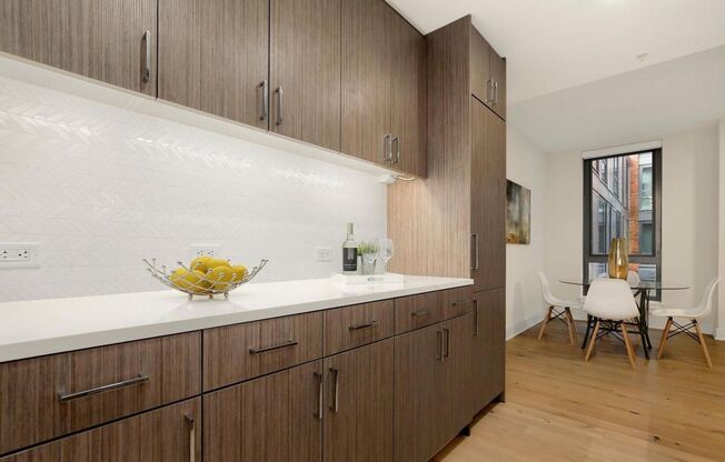 1 bed, 1 bath, $2,695