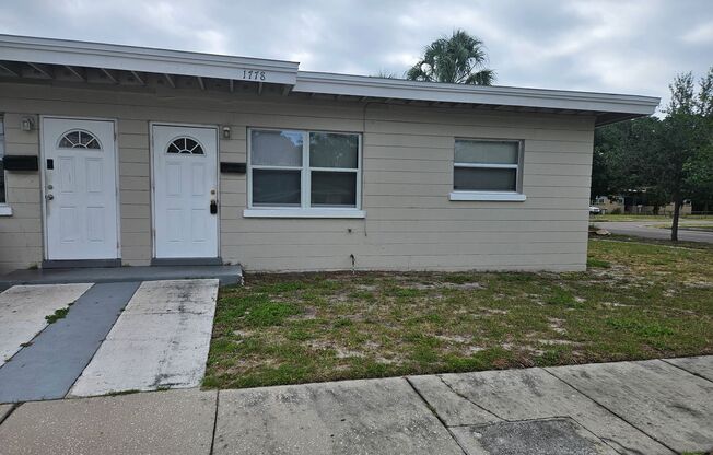 2 Bedroom Rental in St Pete