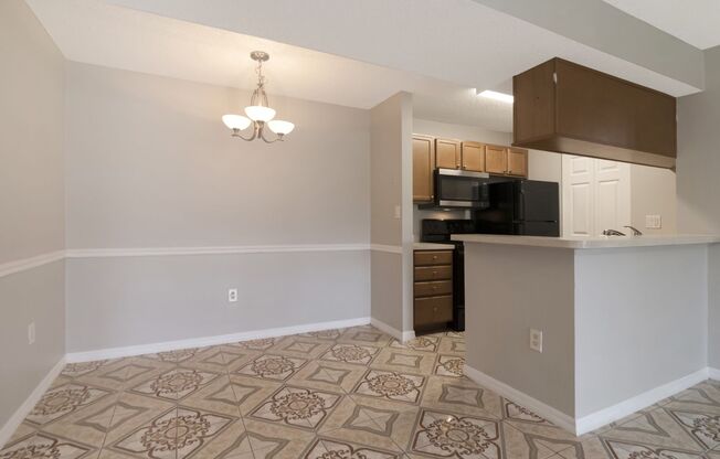 2 beds, 2 baths, $1,750