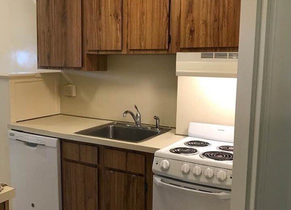 1 bed, 1 bath, 500 sqft, $1,800, Unit 11