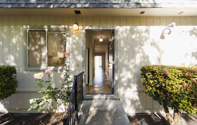 4811 Appian Way., El Sobrante, CA 94803