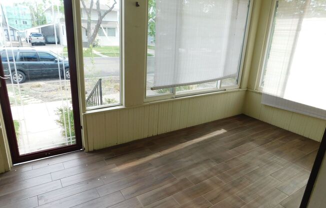 LARGE 3 bed 2 bath home in downtown GJ!!!!