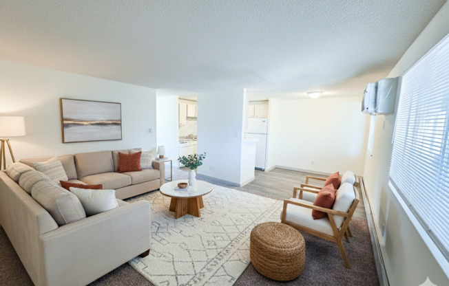 2 beds, 2 baths, 810 sqft, $1,199, Unit B-214