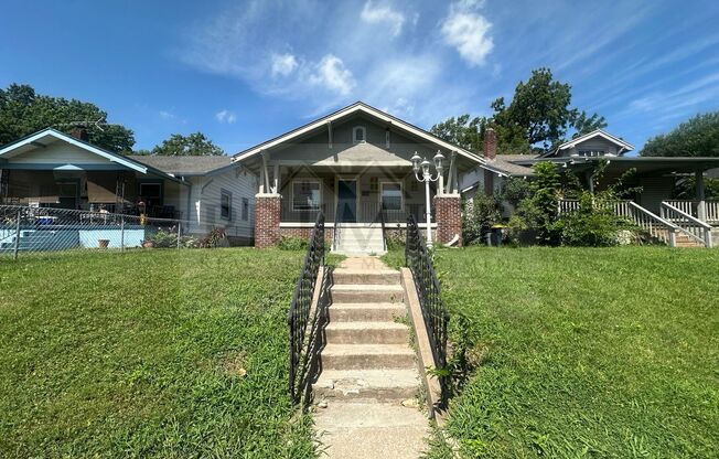 5626 Virginia Ave, Kansas City, MO 64110//3 bedroom/1 bath/ Deposit: $1325 Rent: $1325
