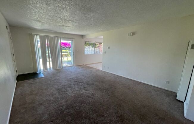 2 beds, 2 baths, $4,600, Unit A