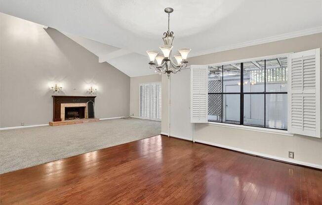 145 Lake Shore Dr - 3/Bed 3/Bath - $2200/month