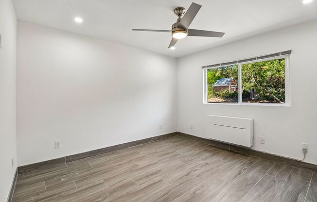 3 beds, 2 baths, 1,014 sqft, $3,115, Unit 38