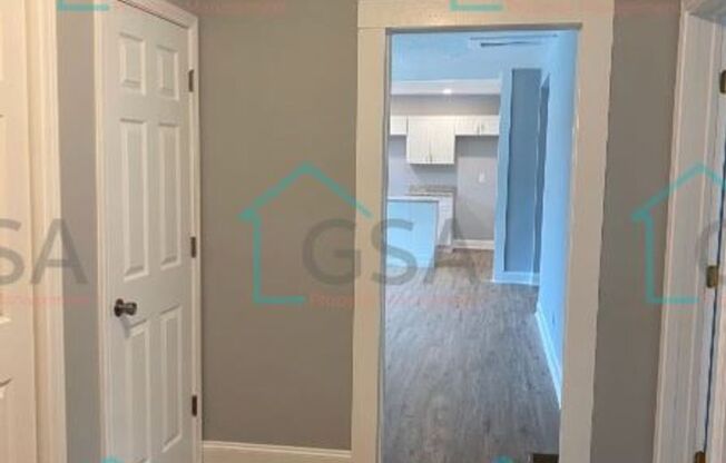 3 beds, 2 baths, 1,100 sqft, $1,400, Unit 10 McCrary Street-1