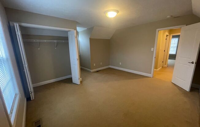 3 beds, 2 baths, $2,100