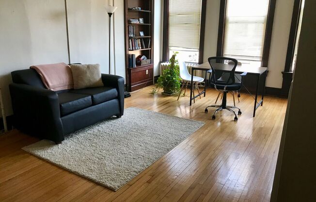 1 bed, 1 bath, $1,335