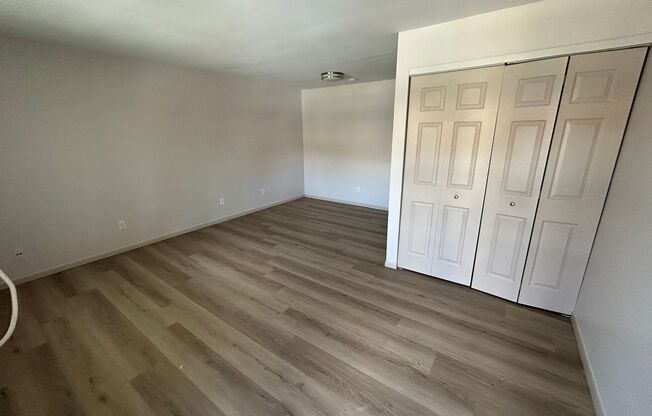 988 Third Street