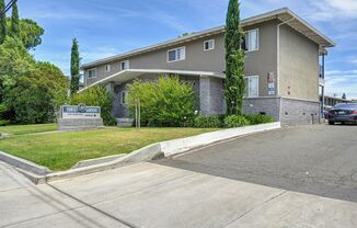 Sunset Gardens Apartments