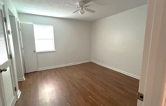 1 bed, 1 bath, $1,400