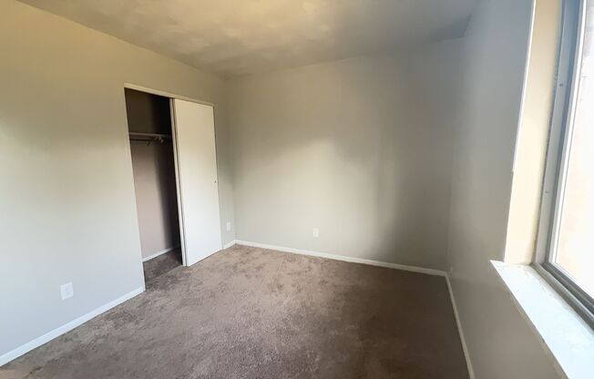 2 beds, 1 bath, 604 sqft, $772