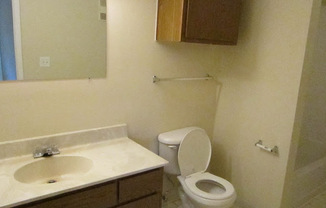 2 beds, 1 bath, $1,875