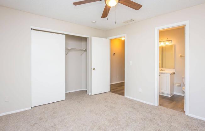 2 beds, 2 baths, 950 sqft, $1,299