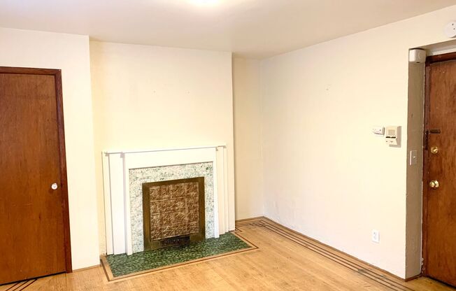 1 bed, 1 bath, 500 sqft, $1,395, Unit 02
