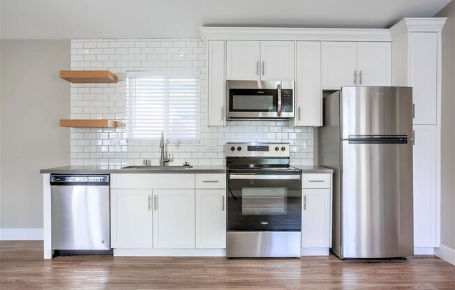 2 beds, 2 baths, 762 sqft, $3,395, Unit 25