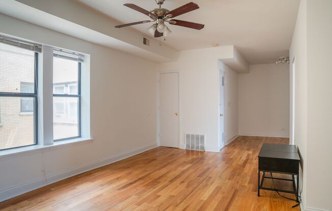 2 beds, 1 bath, 775 sqft, $1,725, Unit 3154-1