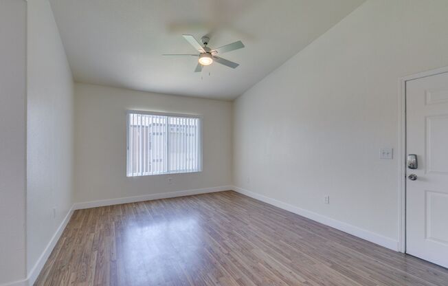 2 beds, 2 baths, $1,475, Unit UNIT 2118