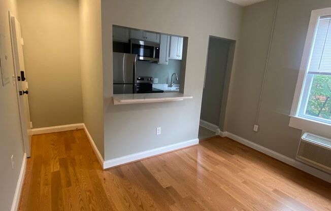 Studio, 1 bath, 400 sqft, $1,610.43, Unit 23