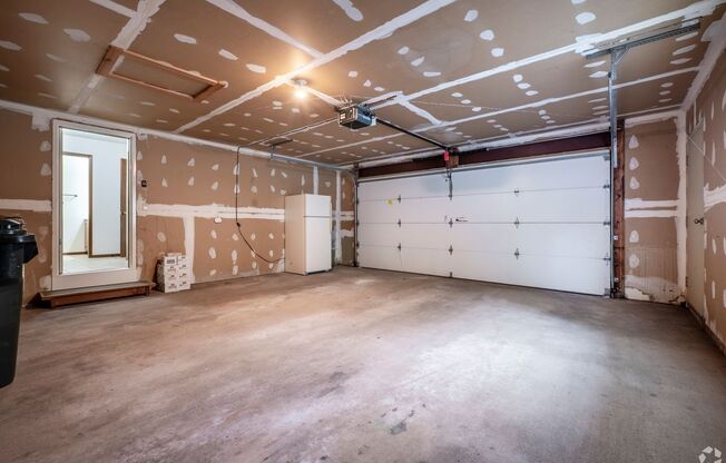 3 beds, 2.5 baths, 2,000 sqft, $2,750, Unit D-2