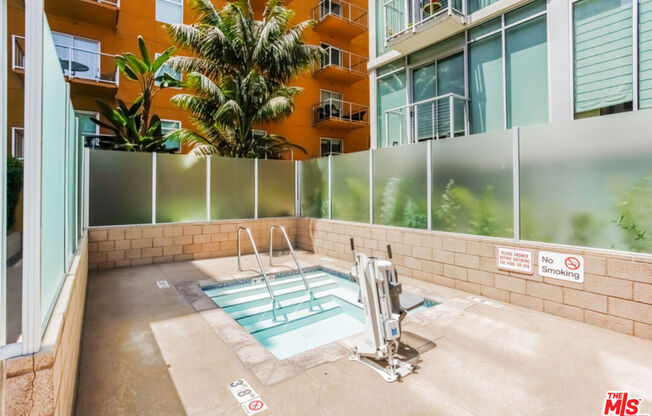 1 bed, 1 bath, 855 sqft, $2,500, Unit 343