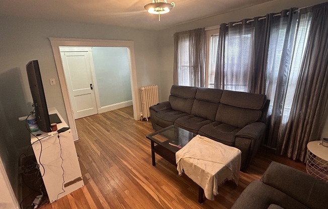 25 IRVINGTON RD