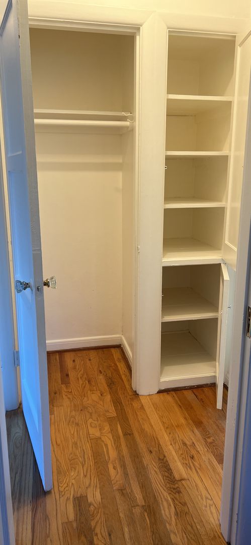 1 bed, 1 bath, $1,499, Unit 5440-2