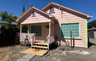 Charming 1-Bedroom Cottage in Santa Rosa with Modern Updates & Office Space!