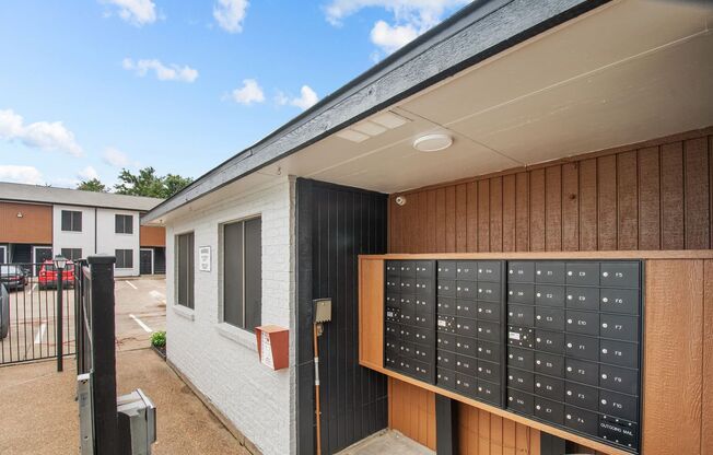 1 bed, 1 bath, 520 sqft, $1,195, Unit C-10