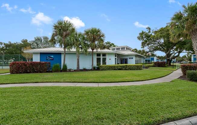 Lush Greenery at 30 West