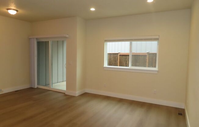 2587Justine - FH