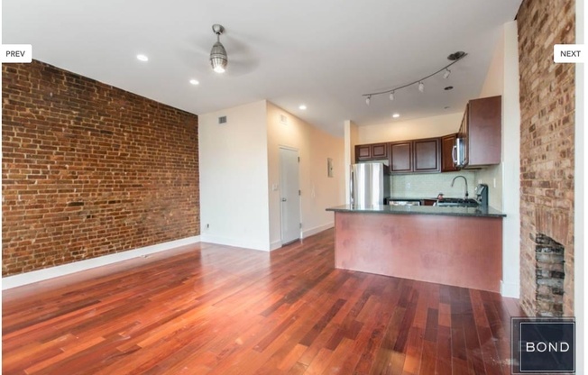 2144 5th Ave (w/ Cafe)