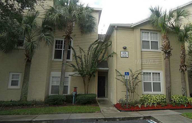 LONGWOOD: Gated Sabal Point Community- 2nd Floor