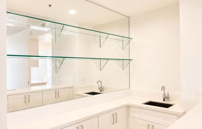 2 beds, 3.5 baths, 3,062 sqft, $10,000, Unit 1804