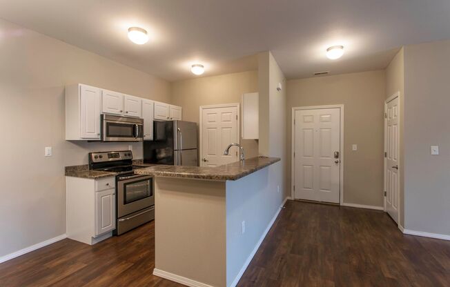 1 bed, 1 bath, 839 sqft, $1,175, Unit E204